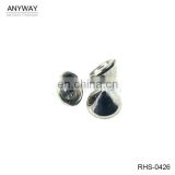2016 Pointed top silver metal clothing studs trim