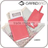 2016 wholesale costom squared leather travel luggage tag set accessories with passport holder