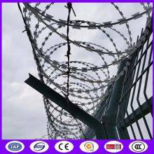 Hot Dipped Galvanized Razor Barbed Wire 450 Mm Coil Diameter 7kg/ Roll For Fence thumbnail-3
