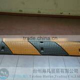 Durable Reflective Speed Bump/rubber Road Speed Bump /rubber Speed Humps for Crossroads/road Speed Bump for Crossing thumbnail-2