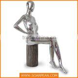 Fiberglass Female Sitting Electroplated Mannequin thumbnail-1