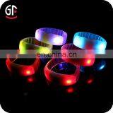 Concert Souvenirs Radio Control Remote LED Bracelet 2 in 1 Function Glam Glow thumbnail-2