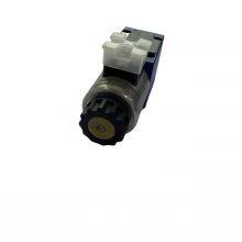 4WE Rexroth Directional Spool Valves R900915069 4WE6D6X/EG24N9K4/B10 thumbnail-2