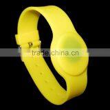 NTAG215 RW27 RFID Wristband by Roxtron - 246 x 36mm thumbnail-3