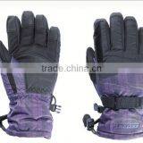 2015 Fashion Useful Thinsulate Ski Gloves thumbnail-3