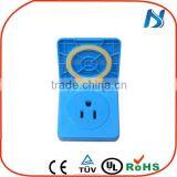 China Uchen US Waterproof Socket/water Proof Socket Plug