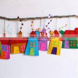 House Ornaments Decoration Set of Eight Felt House for Wall Hanging thumbnail-1