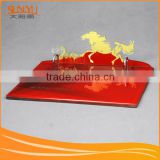 Factory Laser Cuting Horse Shape Red Acrylic Display Rack