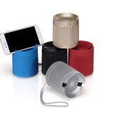 L3 Mini Wireless Bluetooth Audio Portable Outdoor Gift Audio With Mobile Phone Stand thumbnail-1