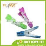 Eco-friendly Houseware TPR Material Soft Grip Decorative Clothespin thumbnail-2