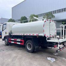 Sinotruk 5000L Water Tank Truck thumbnail-3