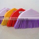 Low Price Plastic Broom Brush thumbnail-3