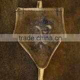 Herren Trachten Lederhose Bundhose Kurz Mit Tragern Aus Rindveloursleder in Hellbraun thumbnail-4