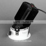 Adjustable White 6w 9w 13W COB LED Downlight With Silver Reflector thumbnail-5