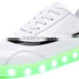 Wholesale Fashion Led Luminous Shoes Night Light Sneaker thumbnail-2