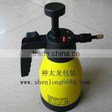 1L Hand Plastic Pressure Water Sprayer Used for Garden Park and Yard thumbnail-1