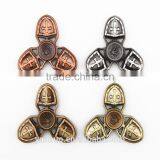 YanNuo a 3 Bar Spinner and Led Hand Metal Gyro Toys