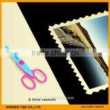 Selling Scissors In Factory Price/ Small Sawtooth Photo Craft Cutter thumbnail-1