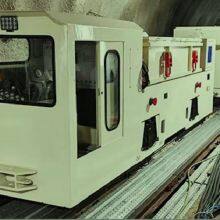 Battery Powered Electric Locomotive for Tunnel and Tourist Transportation thumbnail-1