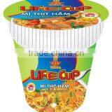 INSTANT CUP NOODLES MEATY FLAVOUR thumbnail-1