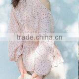 2017 Wholesale Summer Women Tie Neck Cold Shoulder Long Sleeve Print Blouse thumbnail-3