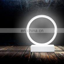 2020 Amazon Hot Sales Art Round Lamp Portable Eye Protection Wireless Rechargeable Study Lamp for Bedroom Decorations