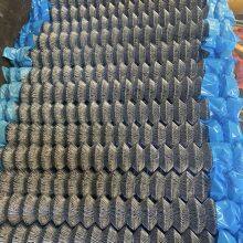 Galvanized Chainlink Fences for Garden Back Yard Manufacture in China Wire Mesh Fence Professional Chain Link Fence Fencing thumbnail-4