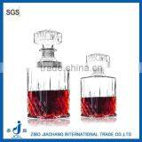 Square Scotch Whisky Glass Bottles With Glass Cork thumbnail-1