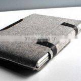 Wool Felt Laptop Case thumbnail-1