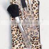 Cosmetic Brush thumbnail-1