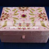 Embroidery Jewelry Box thumbnail-1