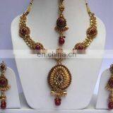 INDIAN COSTUME JEWELRY SET EARRINGS