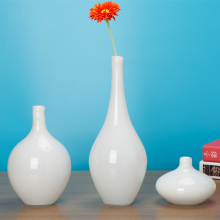 Luxury White Colored Ceramic Glass Vase Nordic Style Single Flower Planter For Wedding Table Decoration thumbnail-4