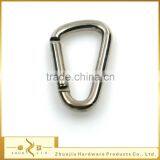 D shaped small silver aluminium carabiner hook