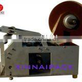 Semi-automatic Round Bottle Labelling Machine thumbnail-1