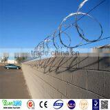 Anping Manufacturer Concertina Razor Barbed Wire Packed With Pallet