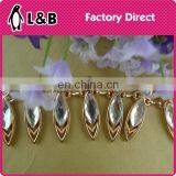 Wholesale Fashion High Quality New Design Popular Garments Acrylic Chain