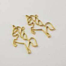 Custom Multifunctional Hanging Metal Bear Animal Buckle Accessories For Kids For Gifts thumbnail-4