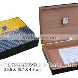 Cuban Cigar Travelling Humidor Wood Box thumbnail-1