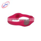Latest new design excellent quality custom made exquisite silicone wristband