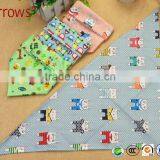 China Good and Cheap Fashion Animal Cartoon Printing Cotton Baby Triangle Bibs Bandana