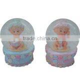 Polyresin Water Globe thumbnail-1