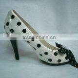 Ceramic Shoe thumbnail-1