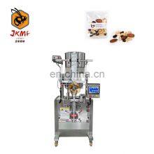 Прямое производство. Маленькая вертикальная грануляционная упаковочная машина. Упаковочная машина для орехов. Новый дизайн.