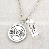 New Arrival Hot Sale Antique Silver Tone 45lbs 20.4kg Weight Plate With "strong Not Skinny" Charm Pendant Necklace
