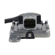 Haoxiang Auto New Material Europe Truck Nox Sensor Nitrogen Oxide Sensor 68210084AA 5WK96742 For Freightliner Blue Bird thumbnail-2