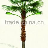 Artificial livistona chinensis palm tree with solar lamp light for outdoor decoration