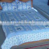 Plain and Comfortable Beding Set thumbnail-1