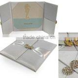 Embellished Crystal Clasp Embellshed Silk Wedding Invitation Box