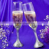 Elegant Decorated Poly Resin Crown Themed Toasting Flutes thumbnail-1